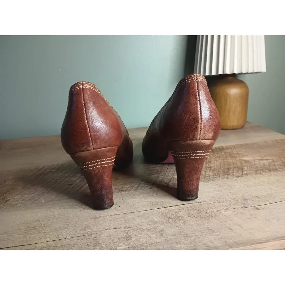Kenzie Y2K Leather Block Heel Pumps 10 Cognac Twee Classic Retro Old Money
